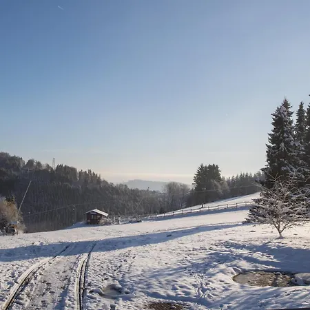 Welcome In - Ferienwohnung Winterberg 'Hermanna' Mit Balkon Und In Der Naehe Der Skipiste Winterberg
